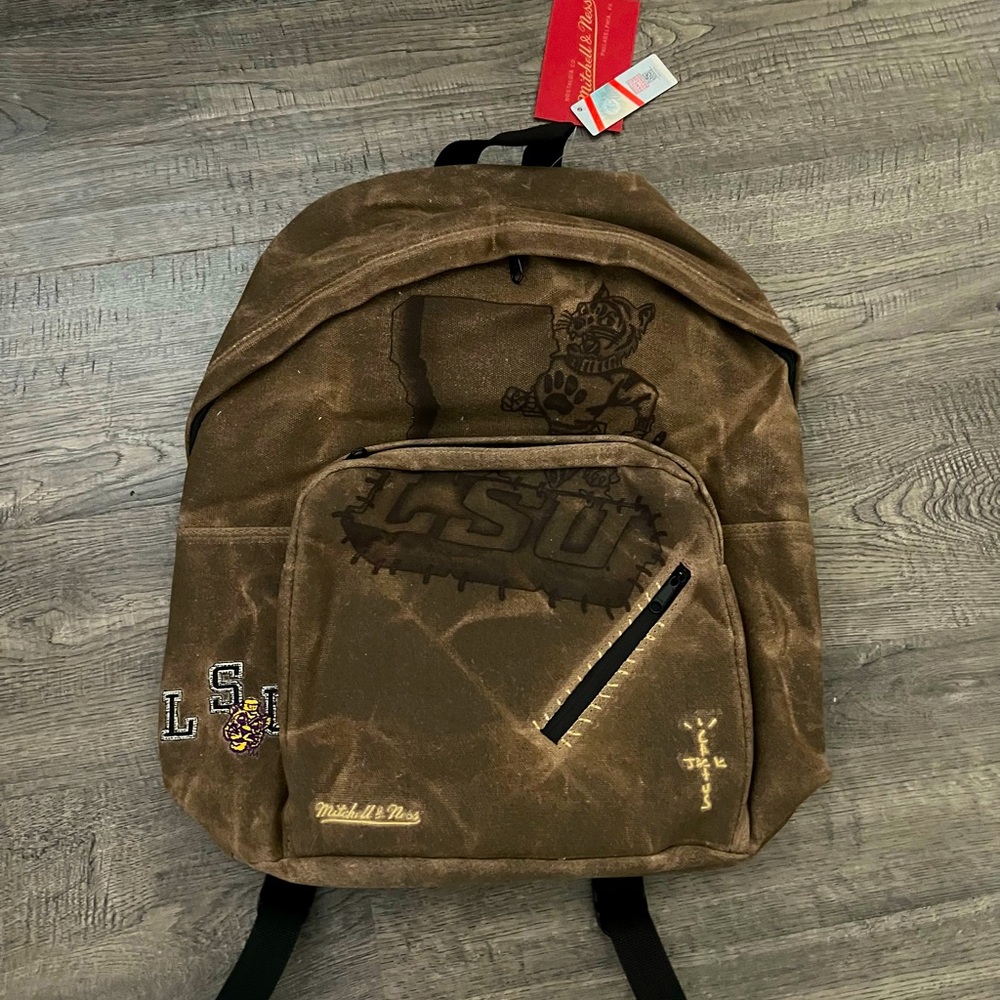 TRAVIS SCOTT x MITCHELL & NESS LOUISIANA STATE UNIVERSITY BACKPACK